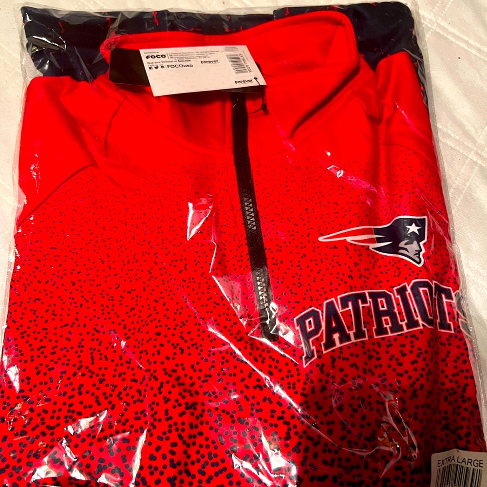 Brand new Unopened Patriots gear XL